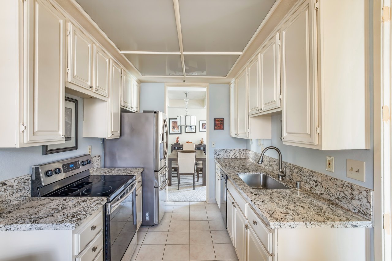 2131 Century Park Ln Unit: 402
