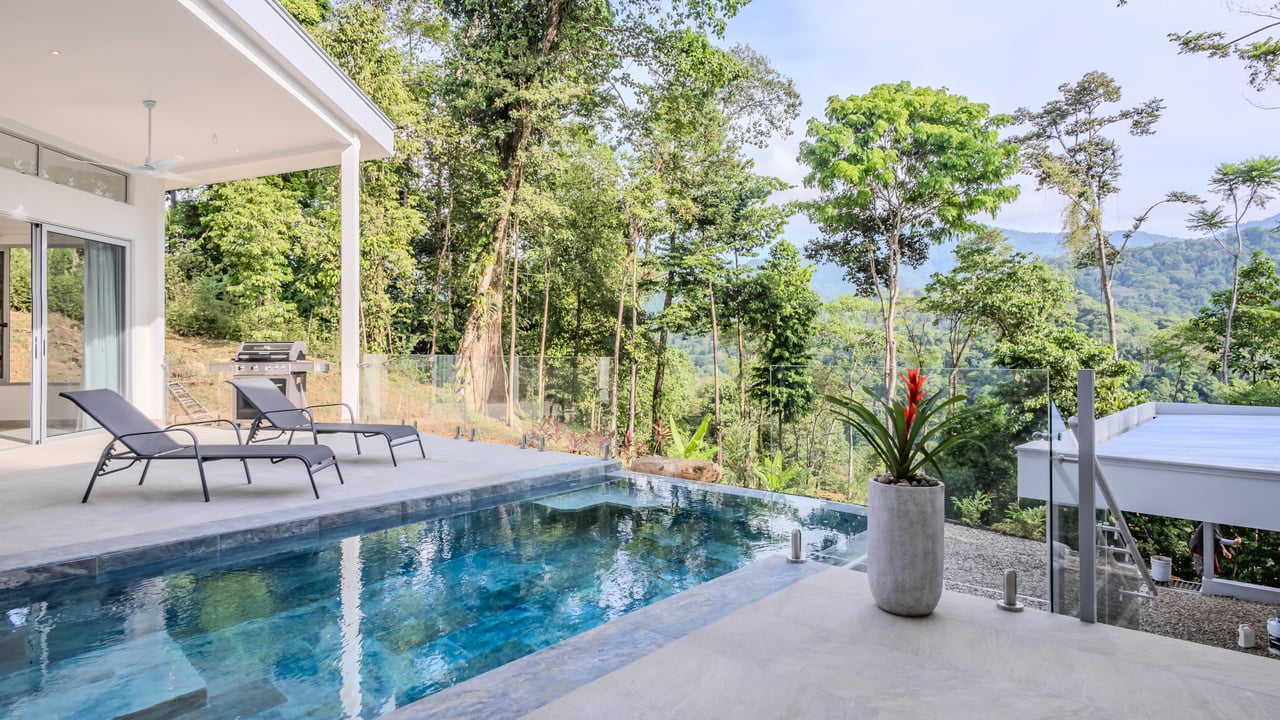 An Exclusive, Sunny Ridge-Top 4-Bed Designer House With Unforgettable Mountain & Jungle Views