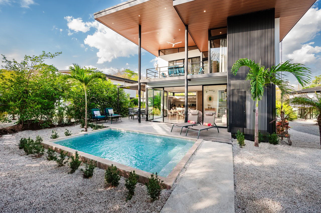 V-Kaza Oriol | Exclusive Modern 2-Bedroom Villa Steps from Playa Conchal