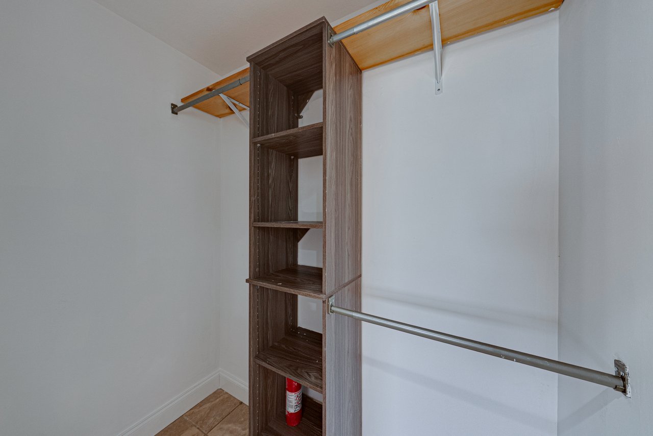 7601 Thunderhead Street