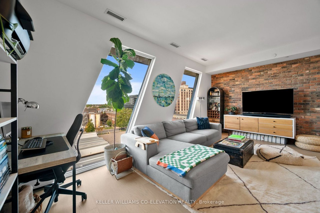 ELEVATED PENTHOUSE LIVING