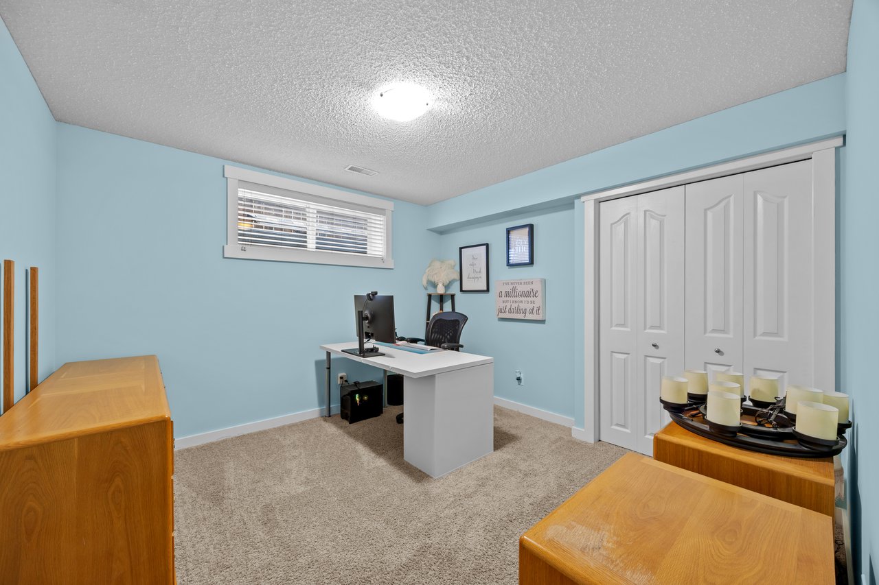 113 Tusslewood Bay NW