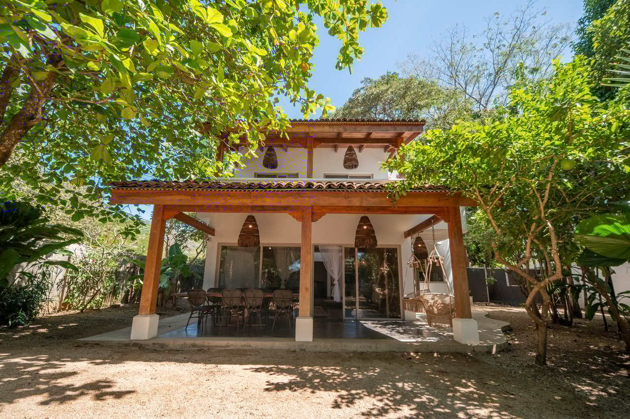 Hotel Curiol | Turnkey Boutique Jungle Hotel with Restaurant & Bar in Potrero