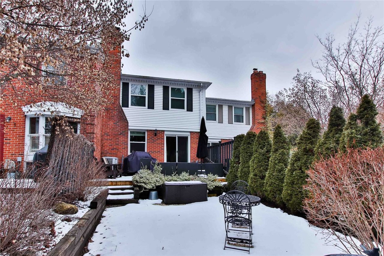 93 Confederation Way