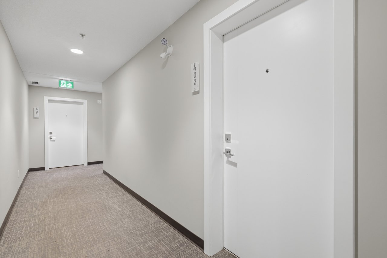 383 Smith Street NW Unit: 402