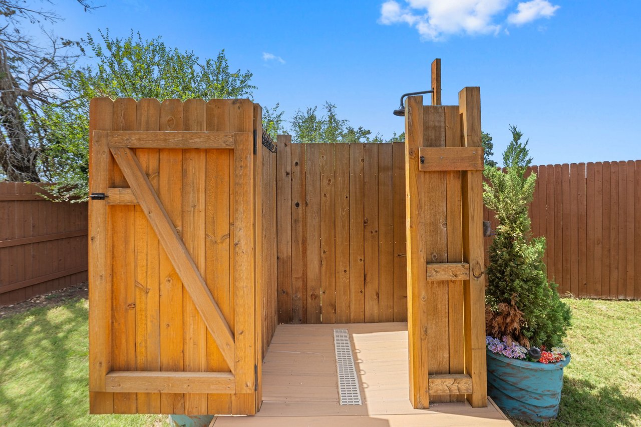 2529 Choctaw Pl. Leander, TX 78641