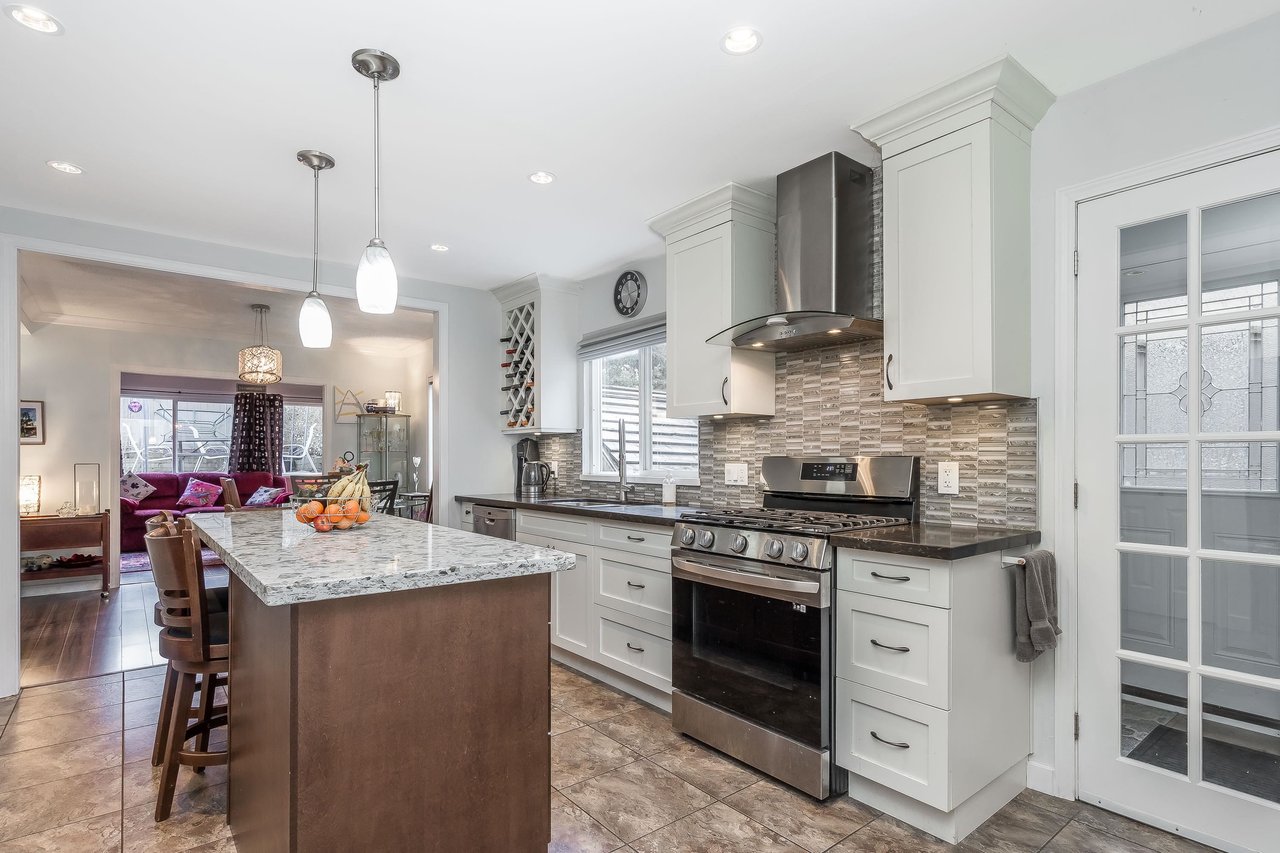 11044 Southridge Rd
