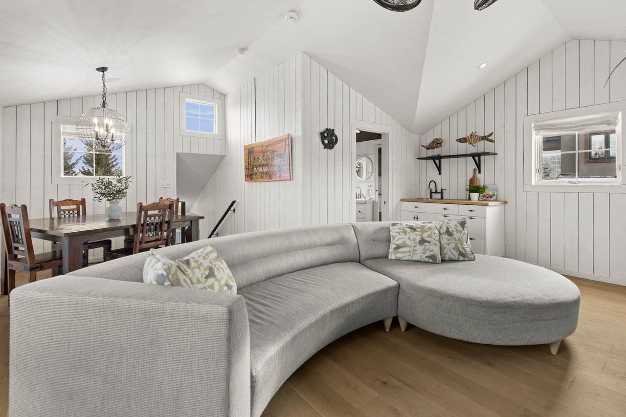 19 Bearspaw Summit Rise