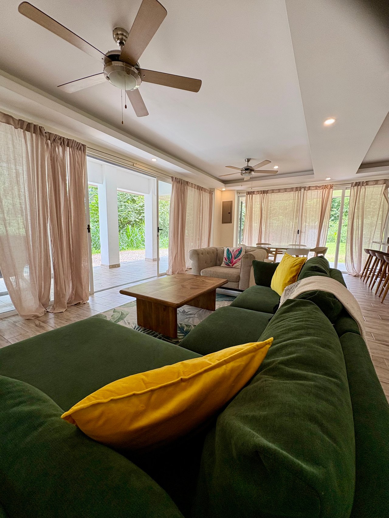 Serenity Riverside Jungle Pool Home