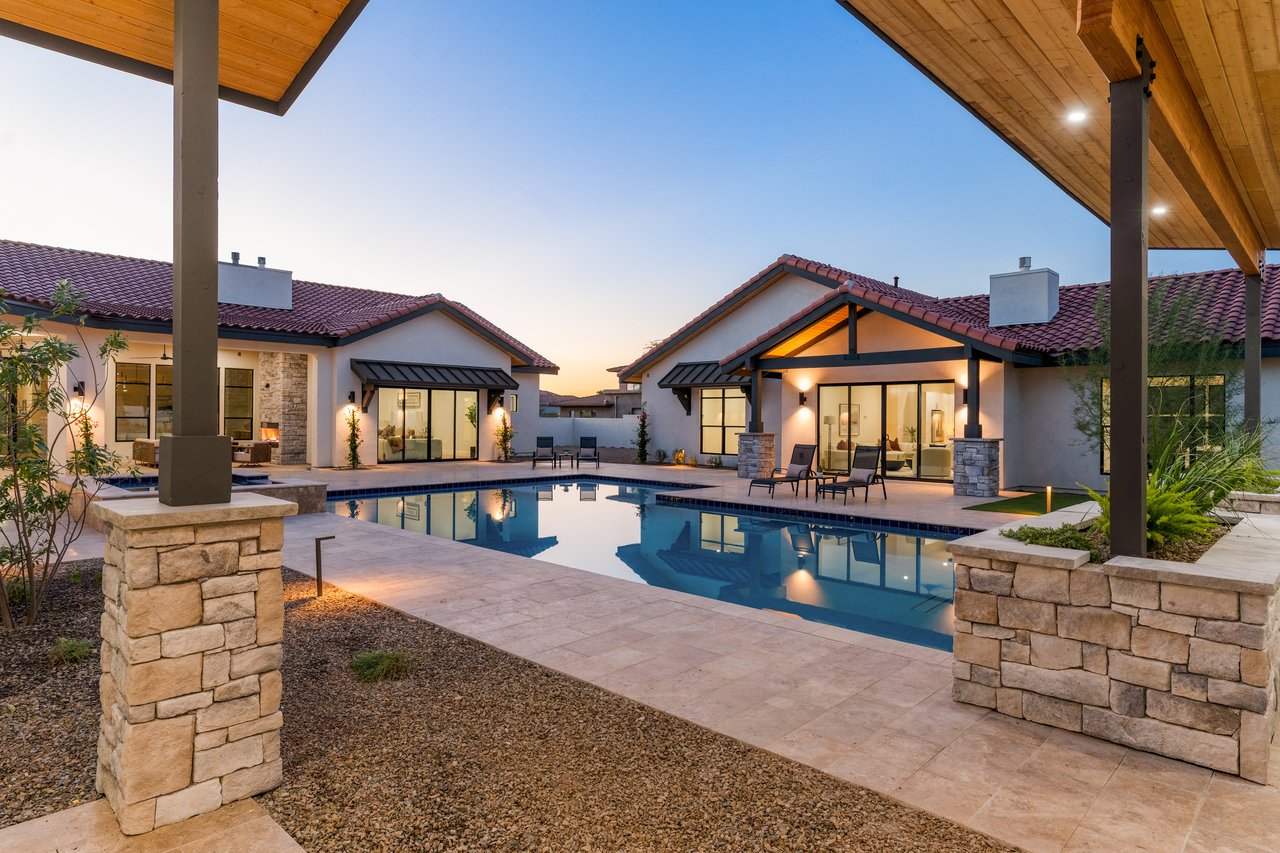 12612 E Mountain View Road