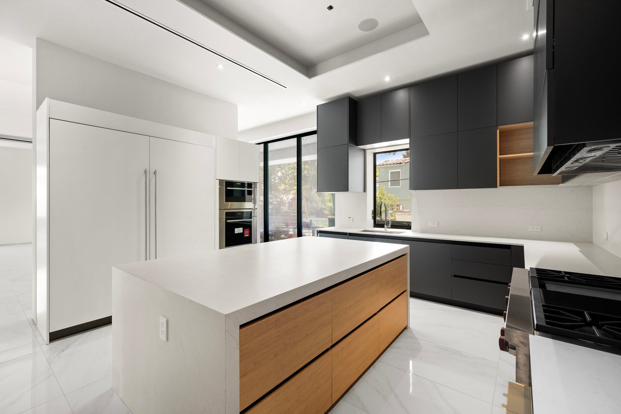 4430 Nautilus Drive, Miami Beach, FL 33140