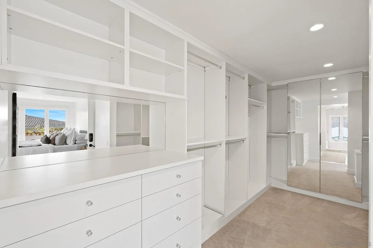 5791 La Jolla Corona Dr