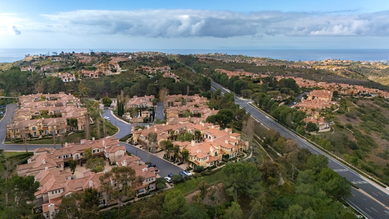 3 Savona Court
