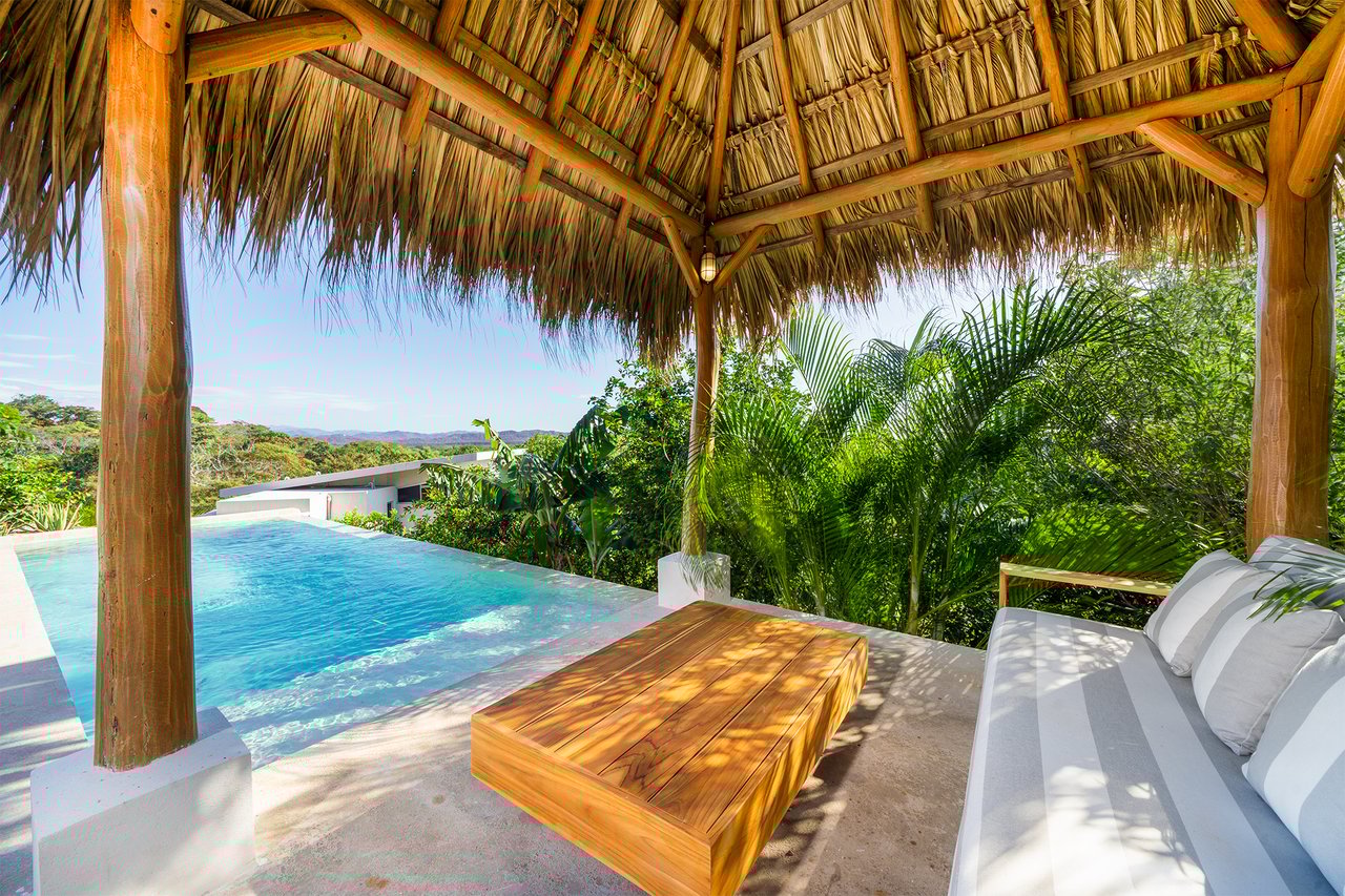 Casa Salinas – 3 beds ocean view home in playa grande