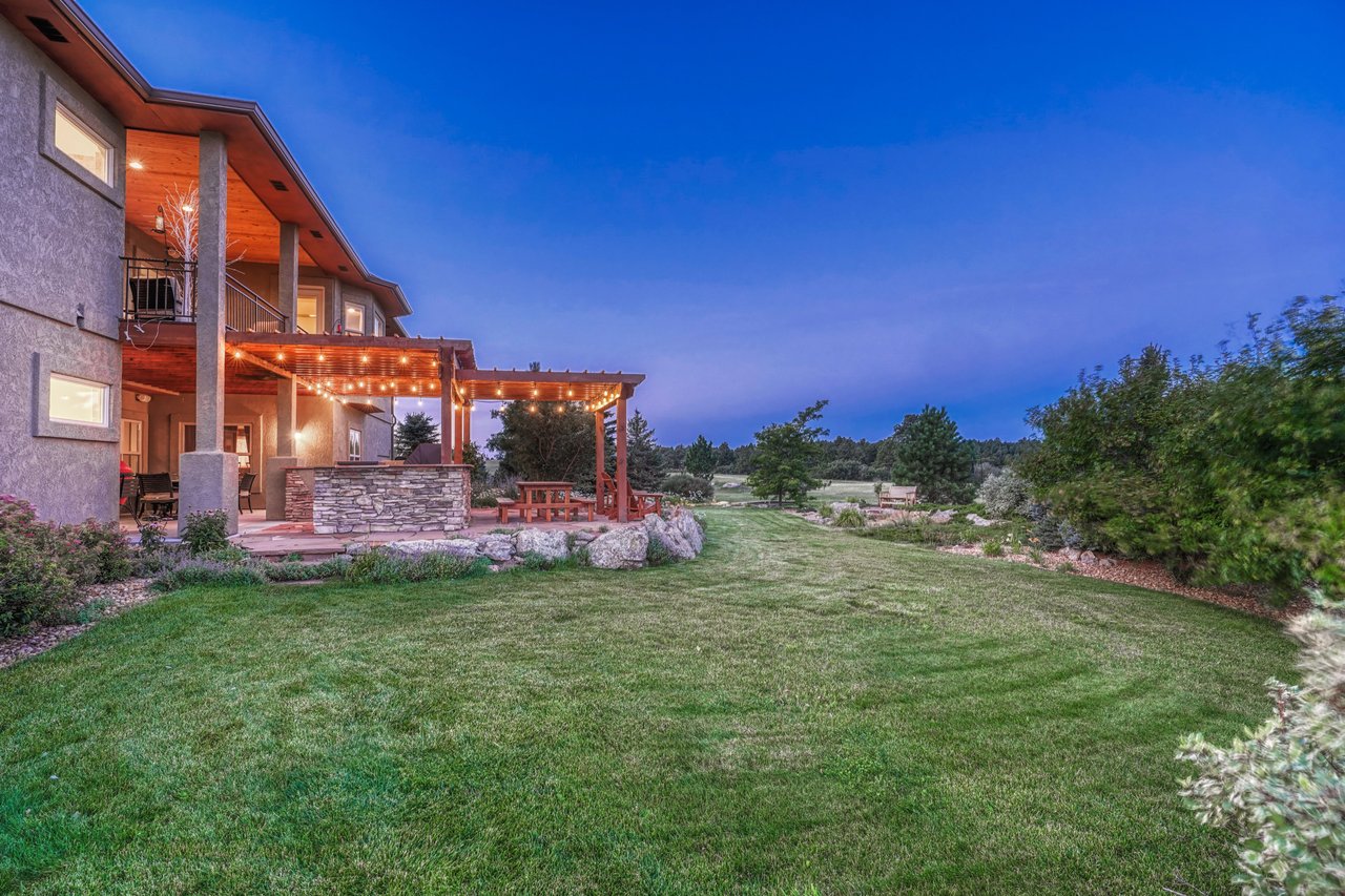 10345 Little Moon Trail