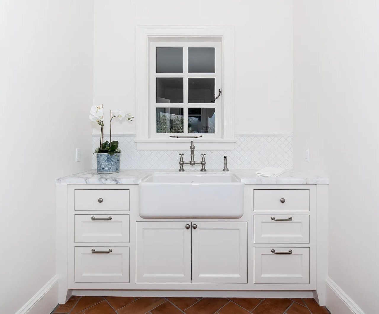 1041 Mission Ridge Rd