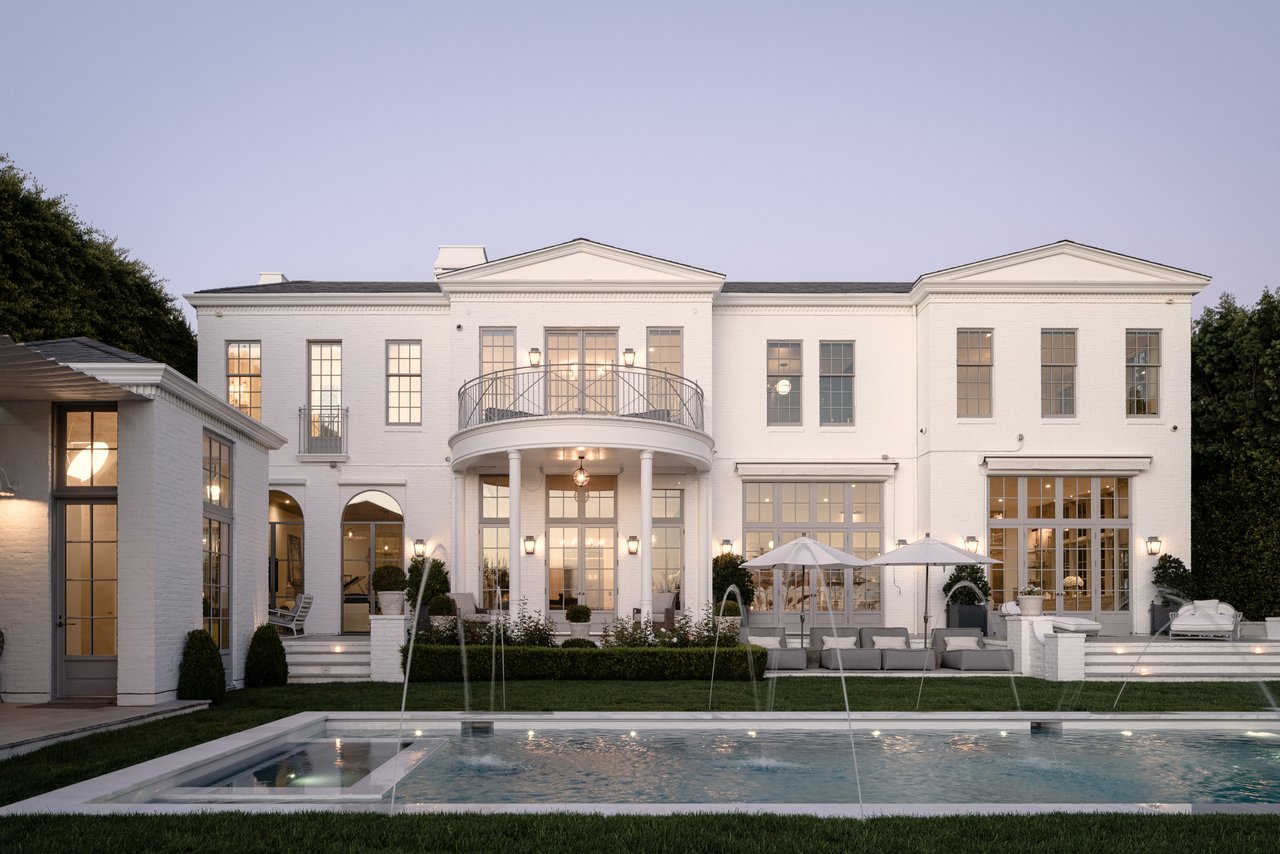 227 N. Tigertail Road