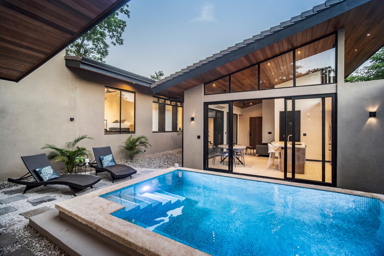 Contemporary Pool Home, Tamarindo, Guanacaste