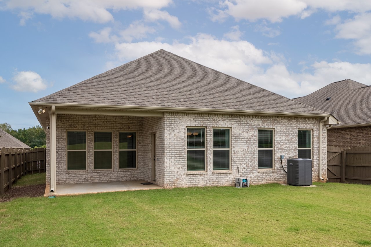 Prime Madison Location with Community Amenities