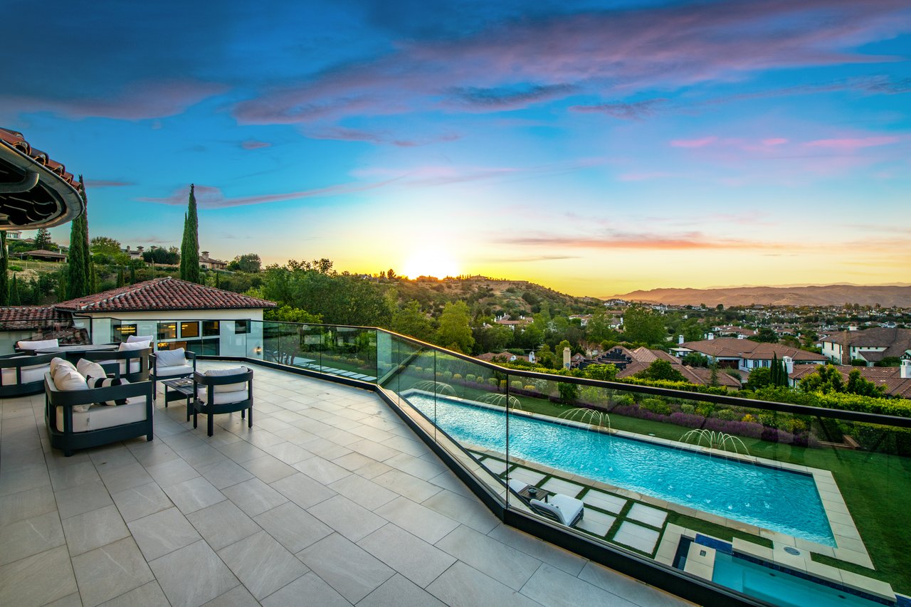 25201 Prado Del Misterio