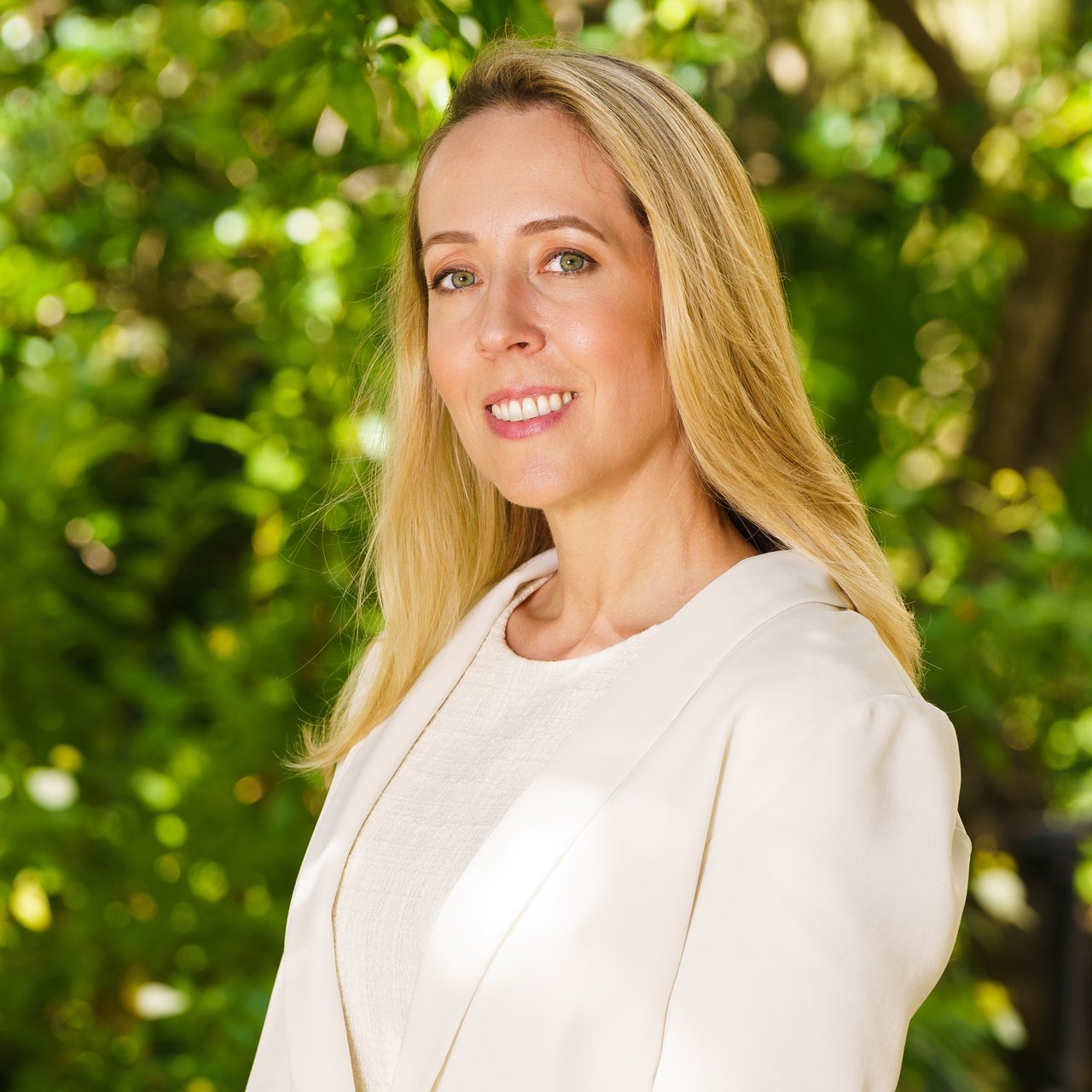 Jane Gomez-Mena Coral Gables, FL Real Estate Agent Headshot