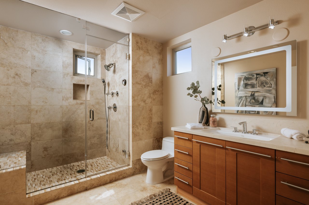 1524 11th St Unit: E
