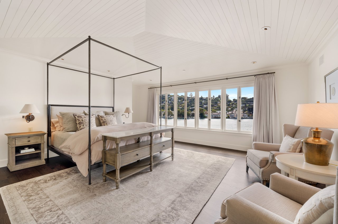 Unparalleled Design on the Belvedere Lagoon