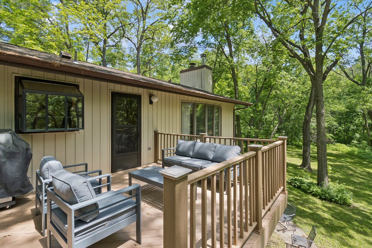 6 Woodland Dr NE