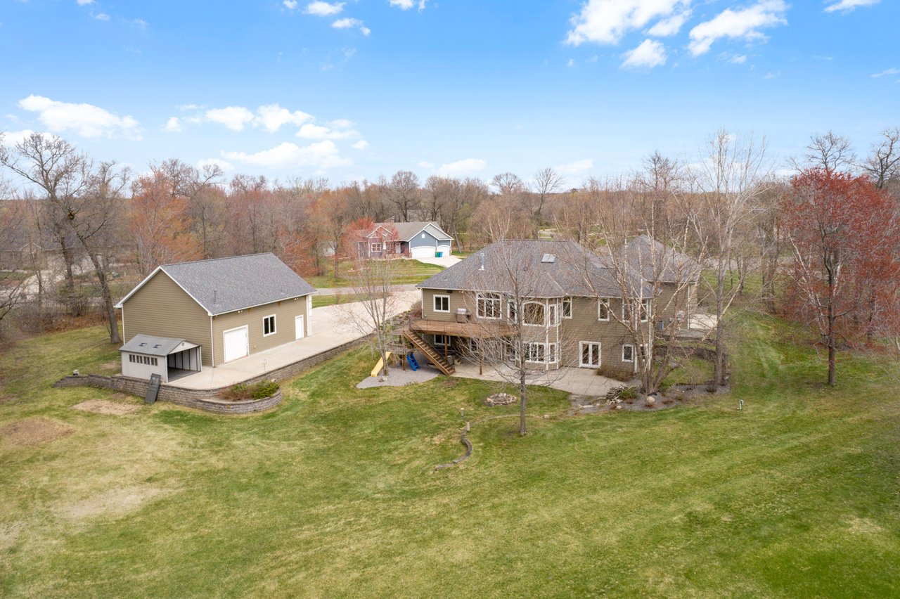 Exquisite Custom Built Rambler on the Refuge Golf Course