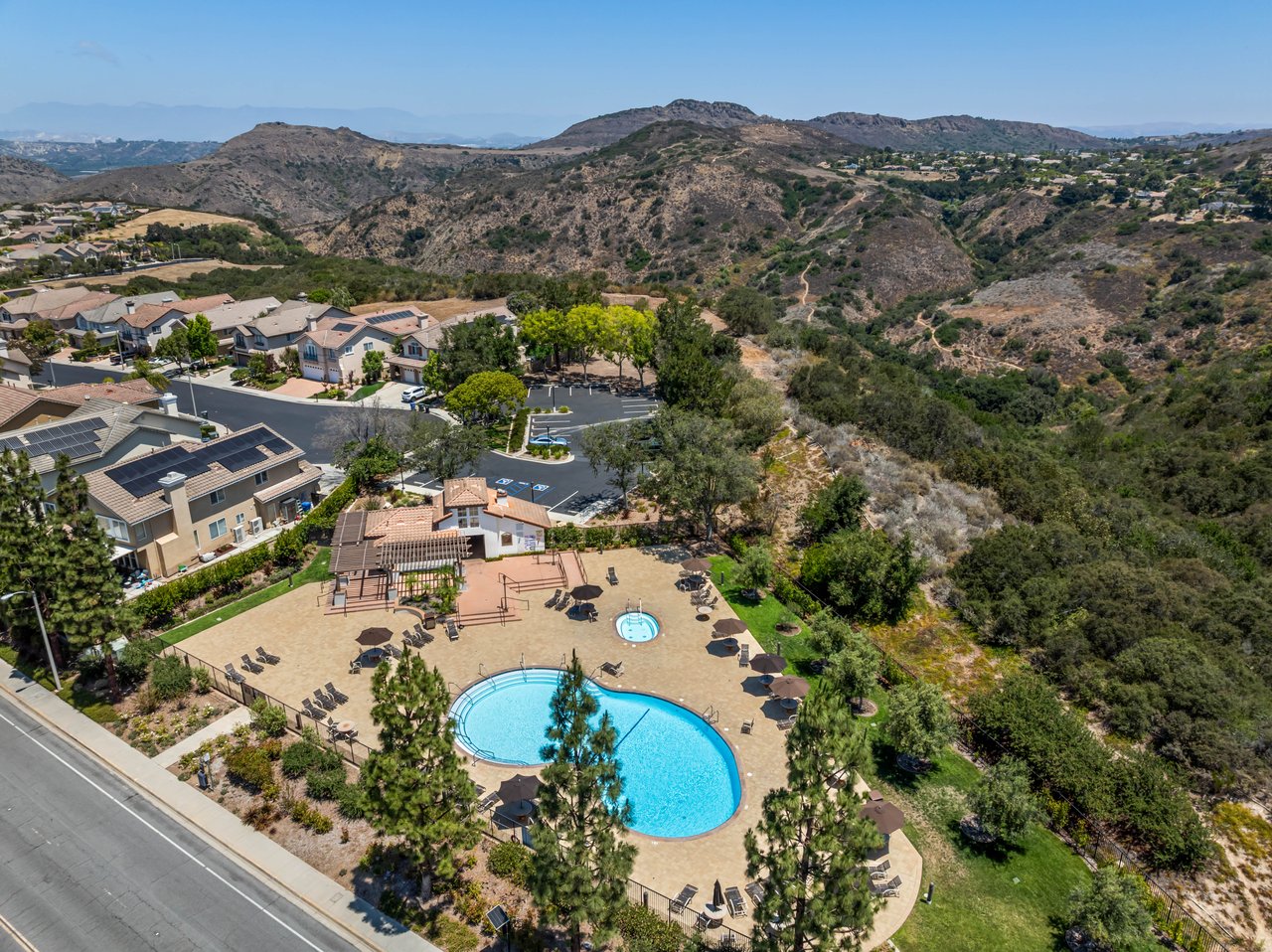 Thousand Oaks Lease