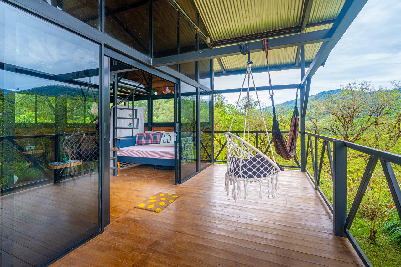 Off Grid Cabin - San Vito with Amazing Mountain Views