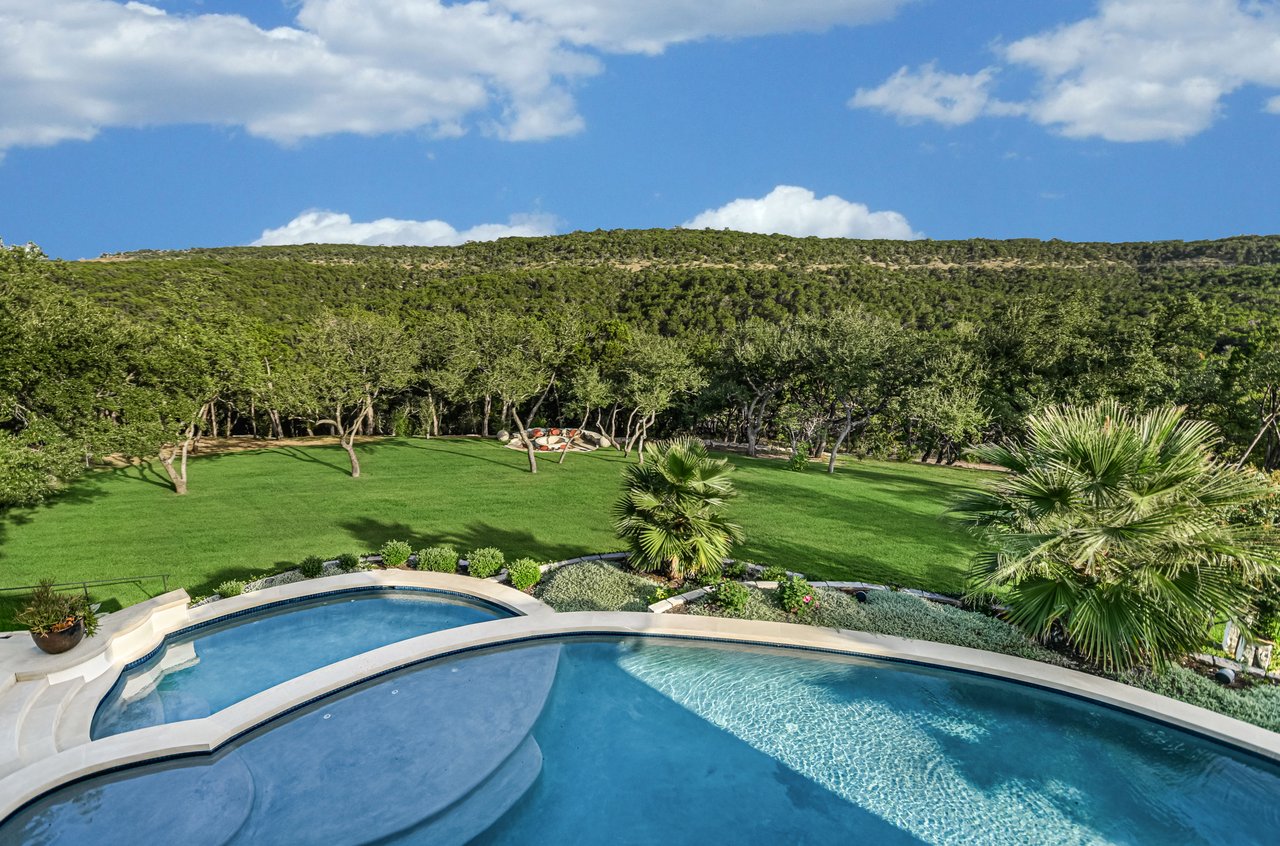 Estate on Mirador