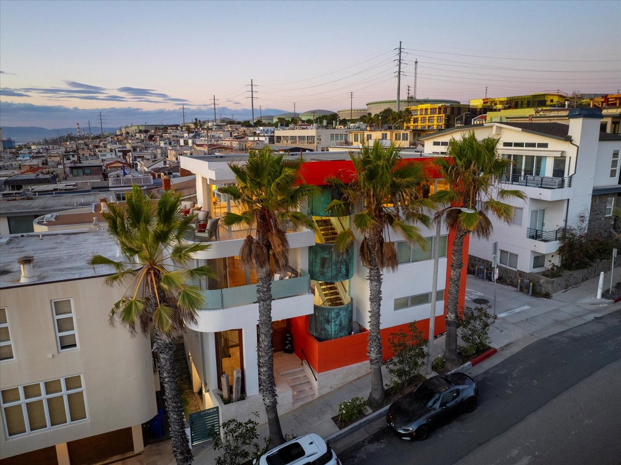  Steps from the Sand & Panoramic Views in Manhattan Beach