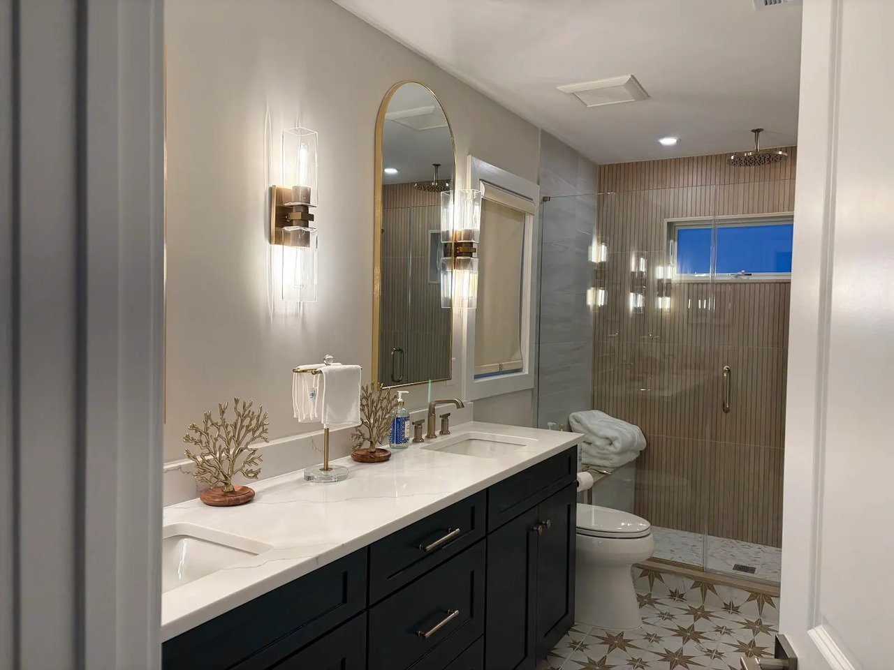 7009 Long Beach Blvd