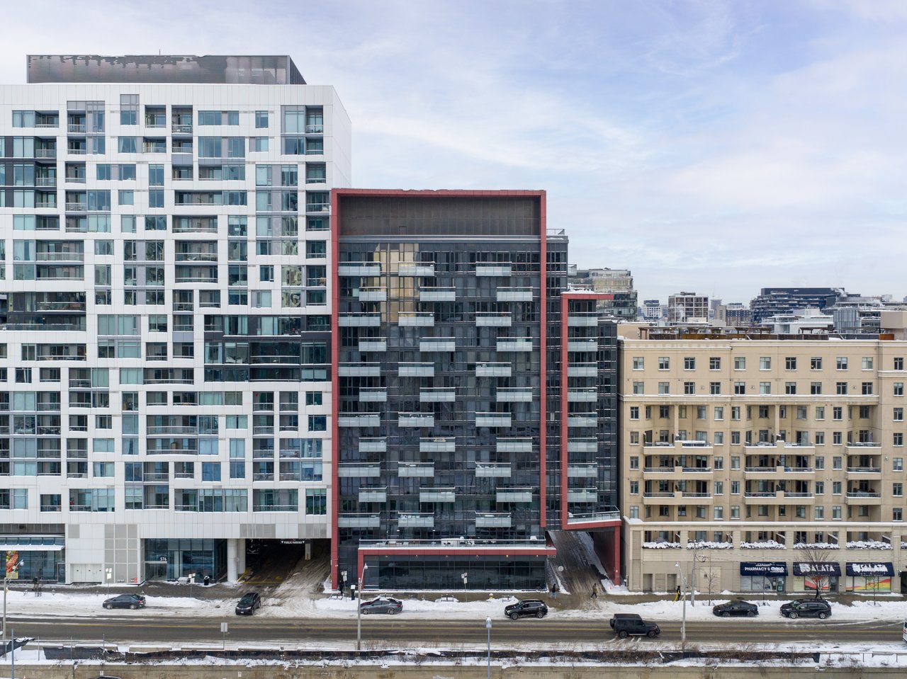 560 Front Street West, Suite 621