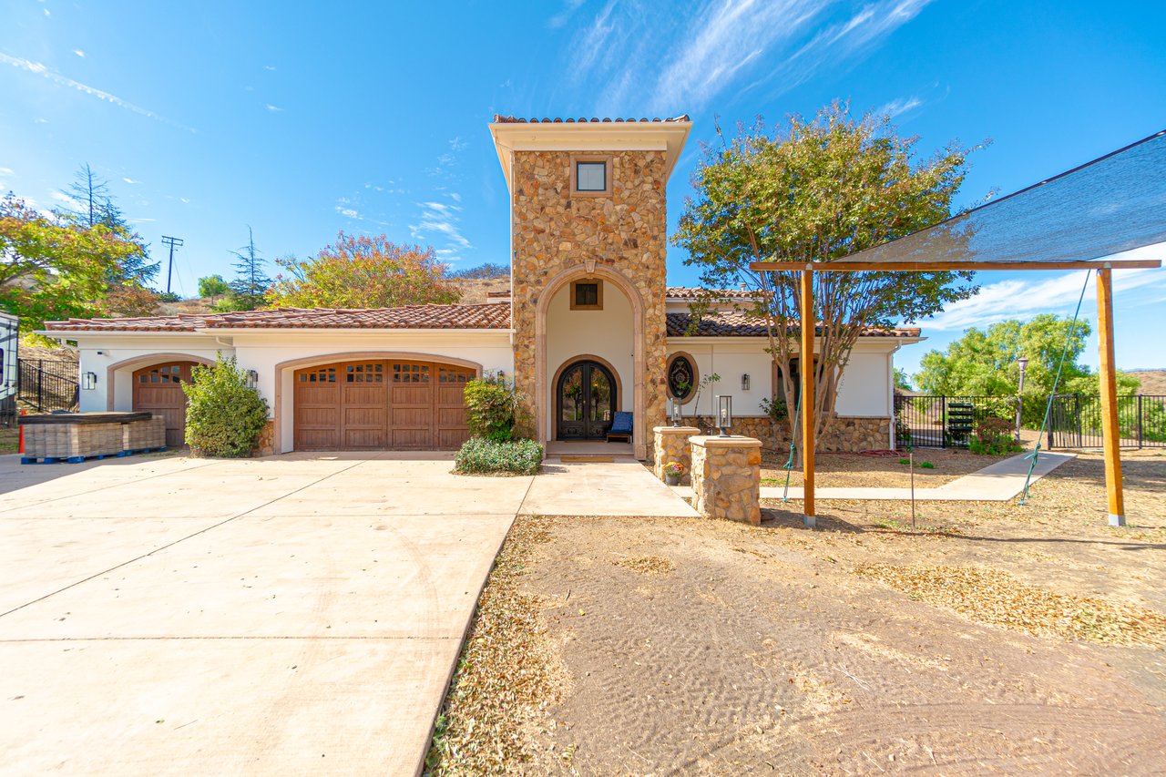  2127 E Olsen Rd, Thousand Oaks, CA 91360