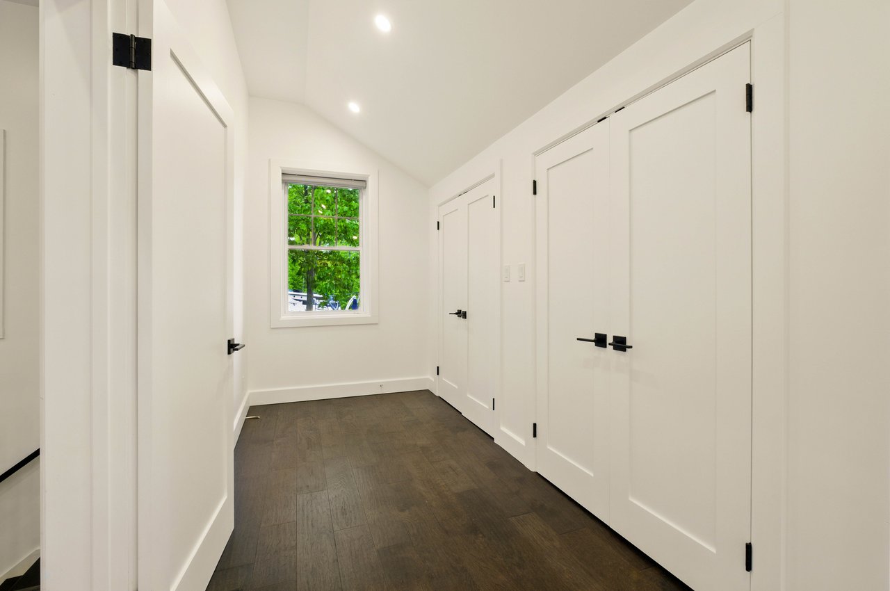39 TODHOLM DRIVE