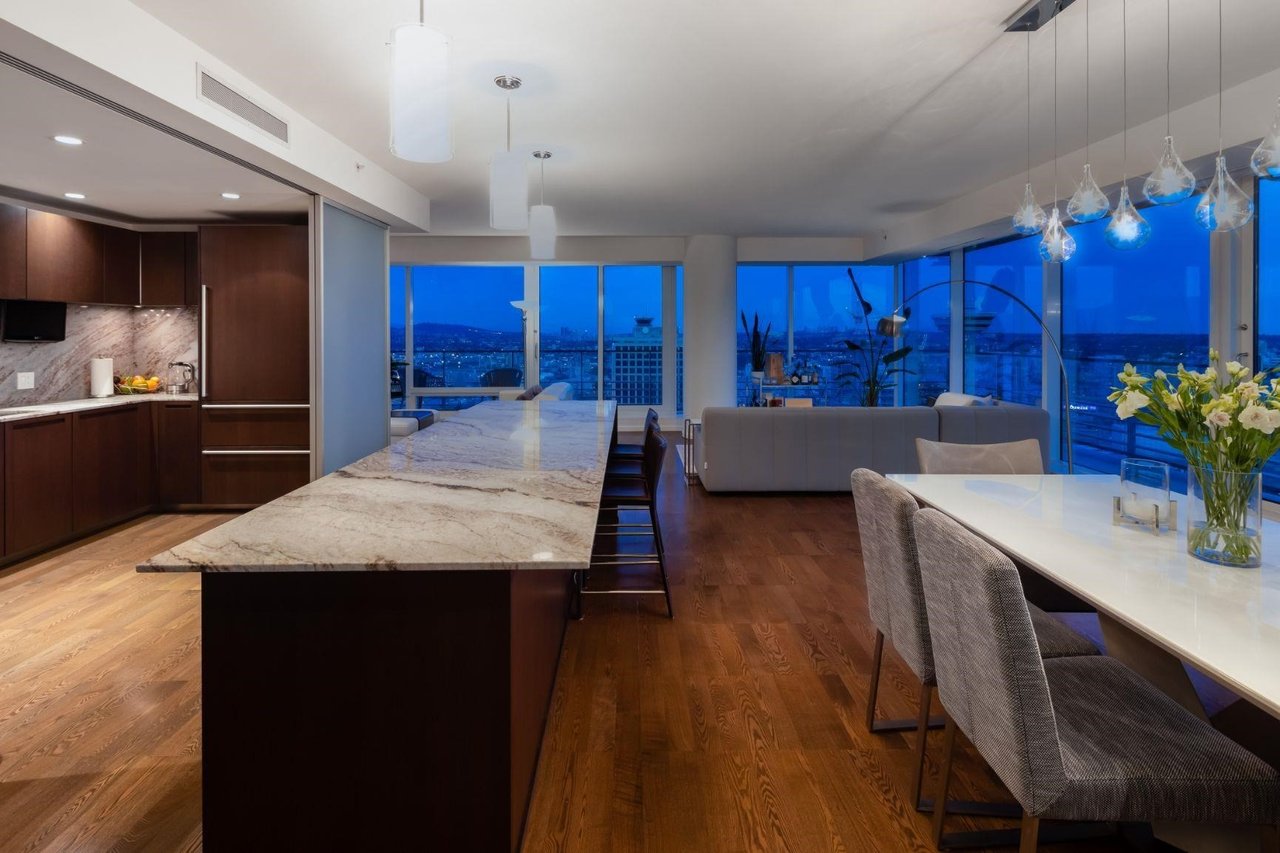 1011 W Cordova St, #4403