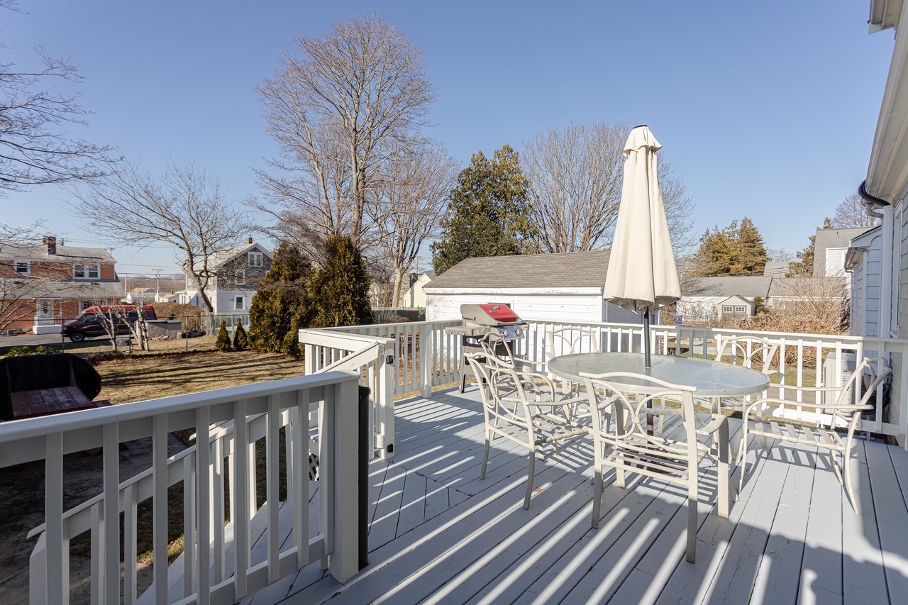 2 Linden Street, Middletown, RI 02842