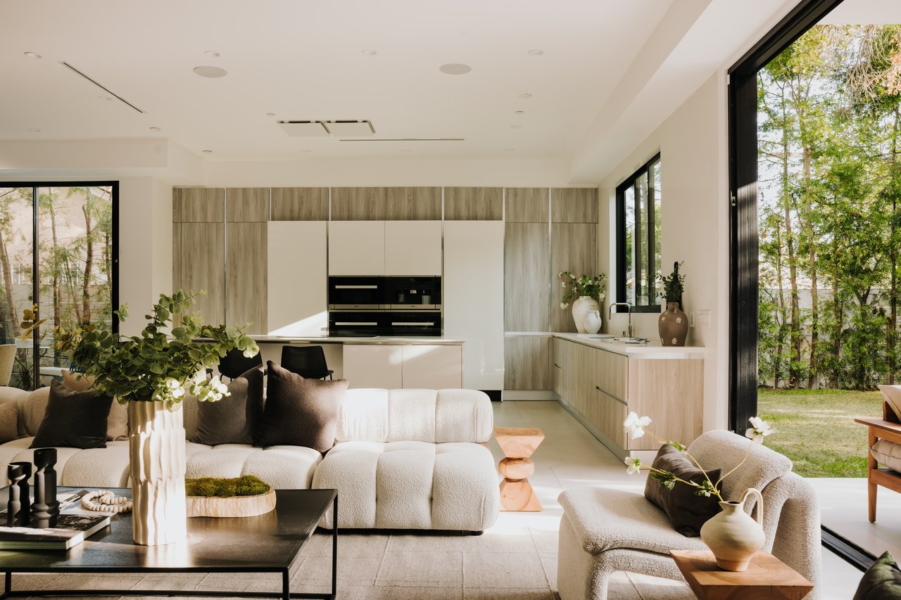 345 N Vista St, Beverly Grove