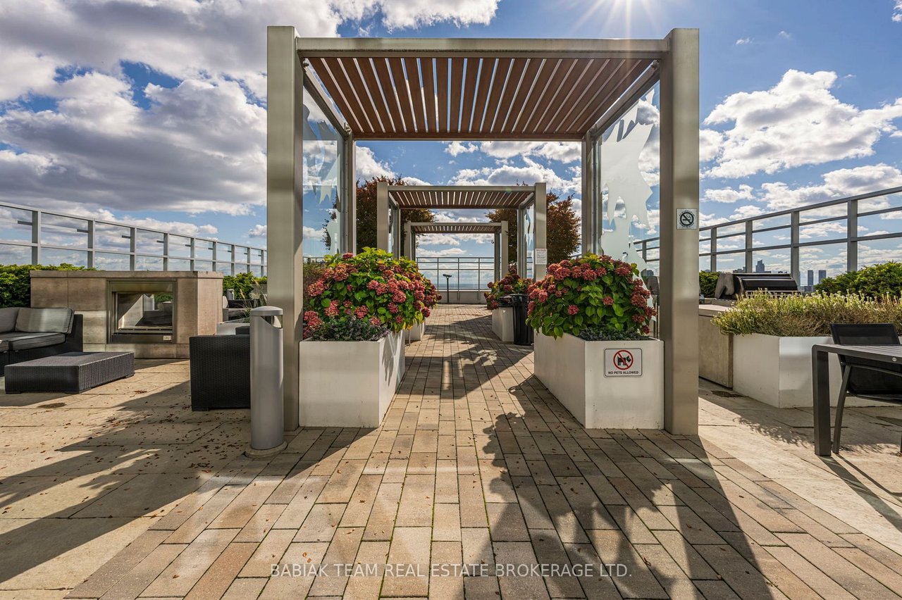 PENTHOUSE IN HIGHPARK CONDOS