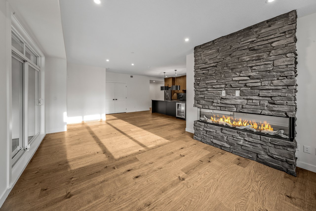204 - 10 Cascade Ridge