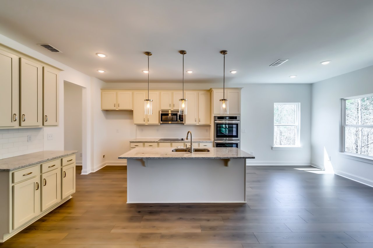 537 Principal Meridian Dr