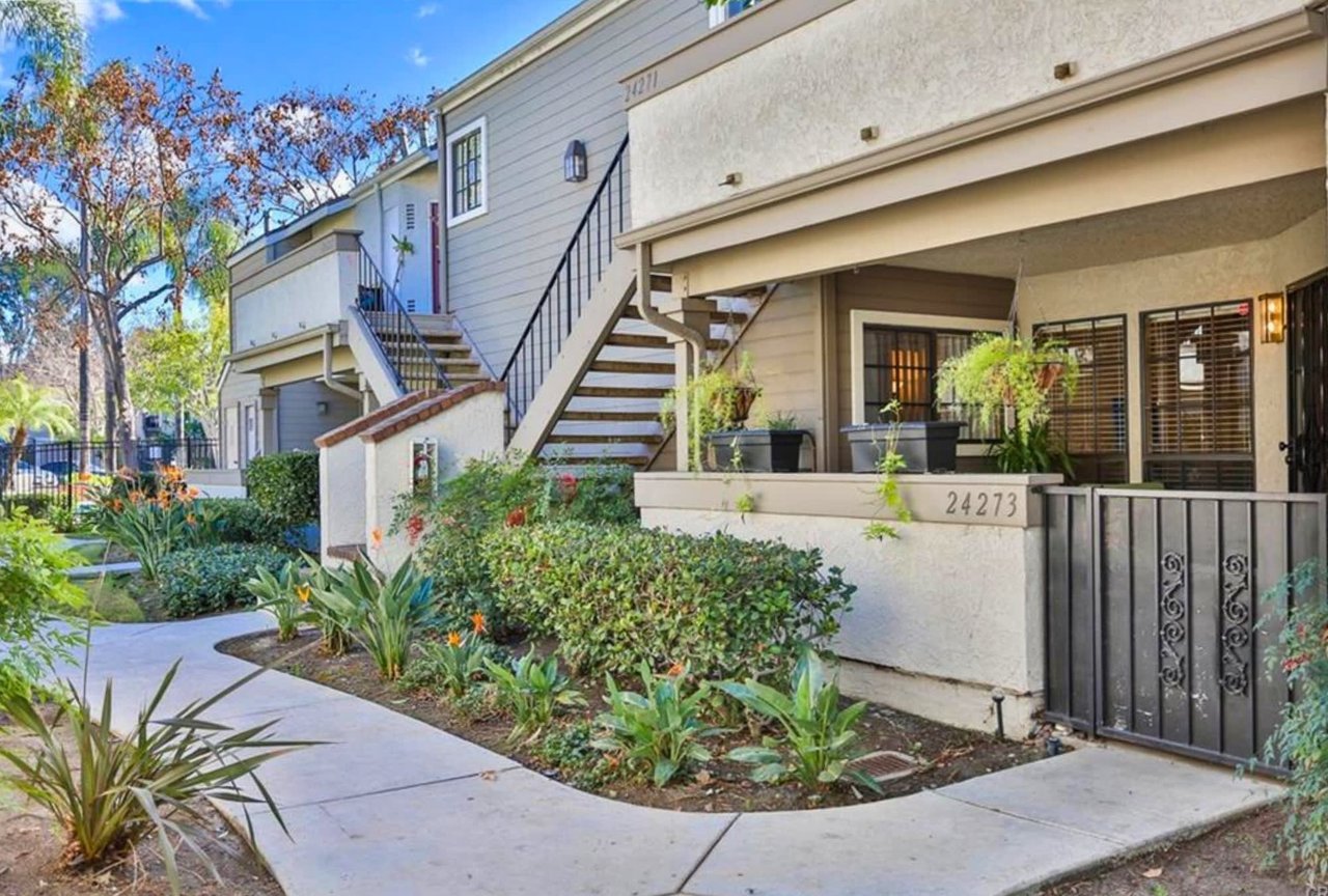 24273 Avenida De Las Flores #105