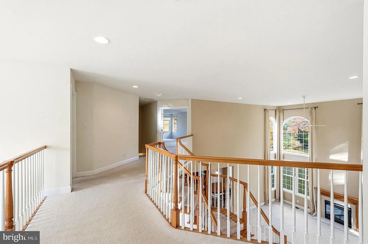 950 Bortons Landing Rd