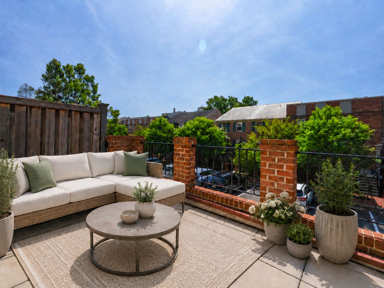 1666 Beekman Place Unit C