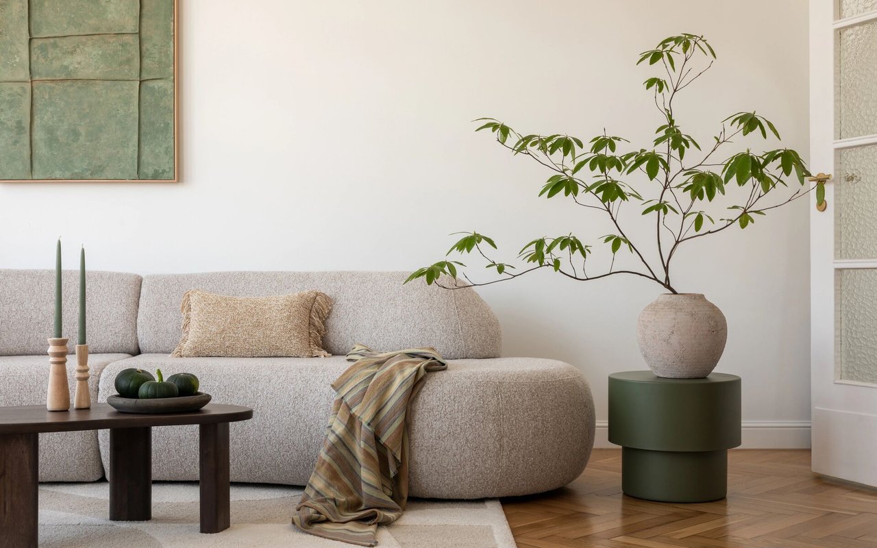 New Listing! Open House 2/22 From 12 to 3pm!