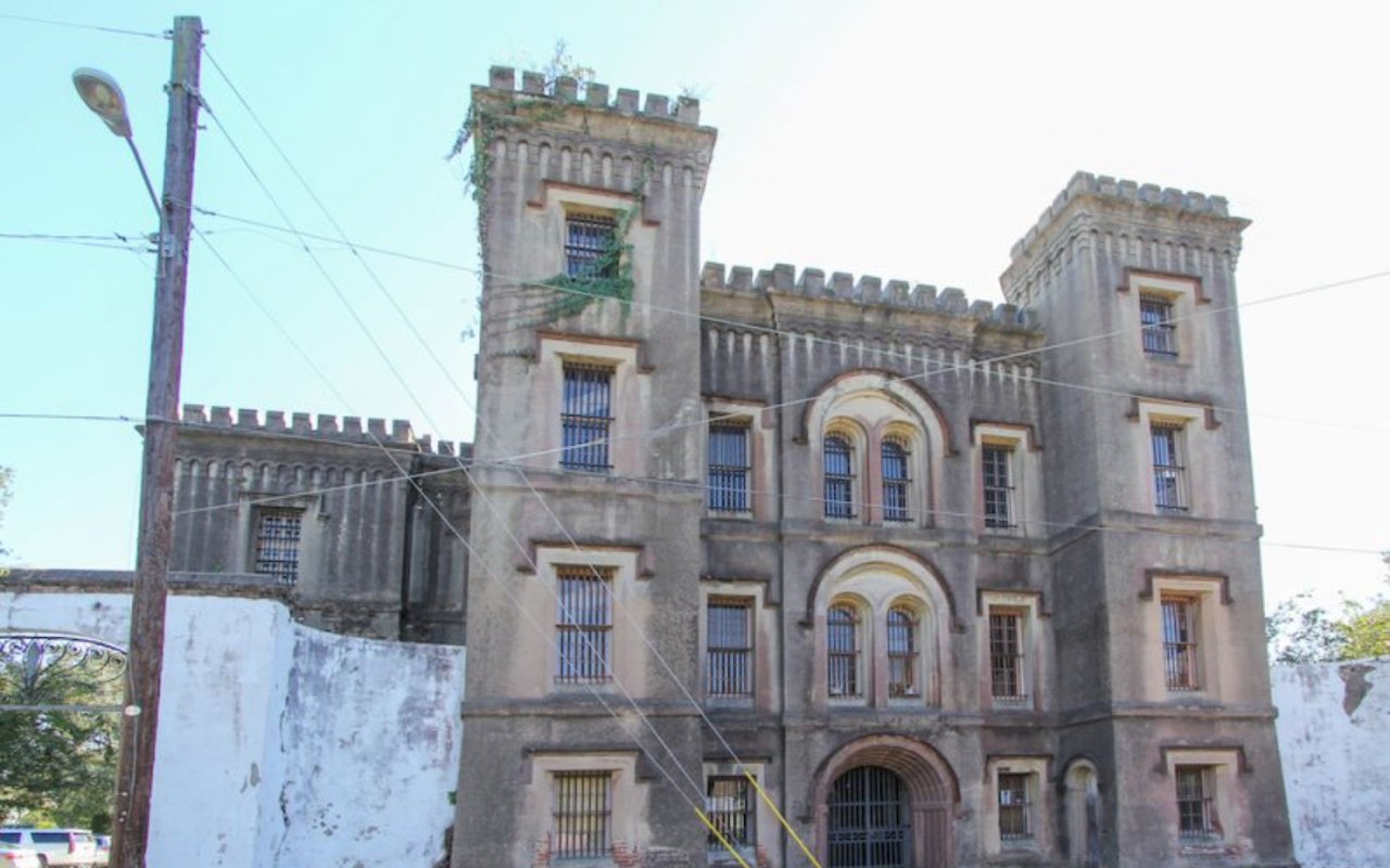 William Means Guide to Charleston’s Haunted Buildings