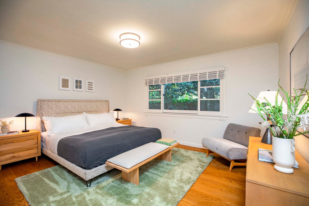 1296 Capri Dr, Pacific Palisades