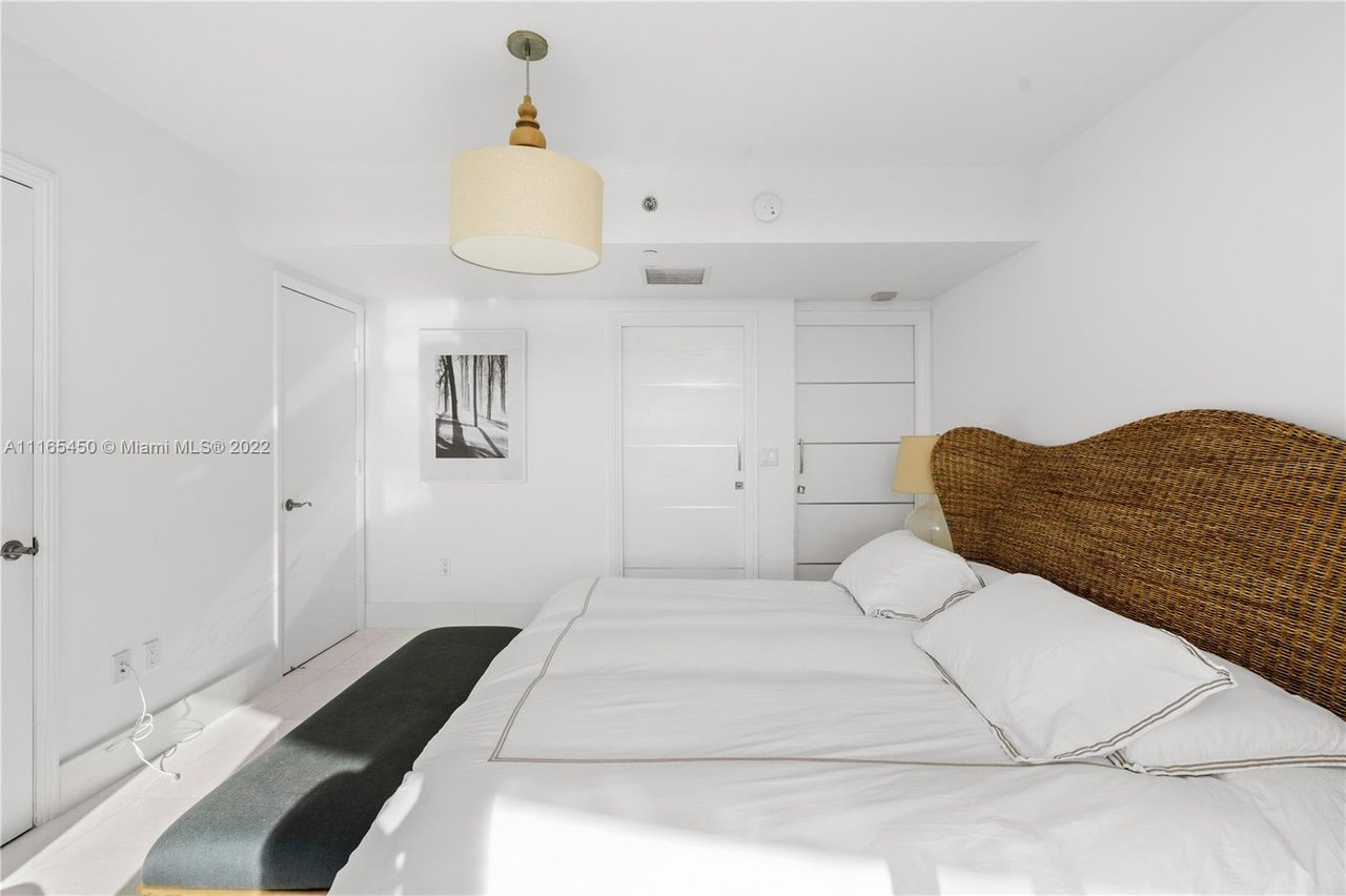 17201 Collins Ave #3708 Sunny Isles FL